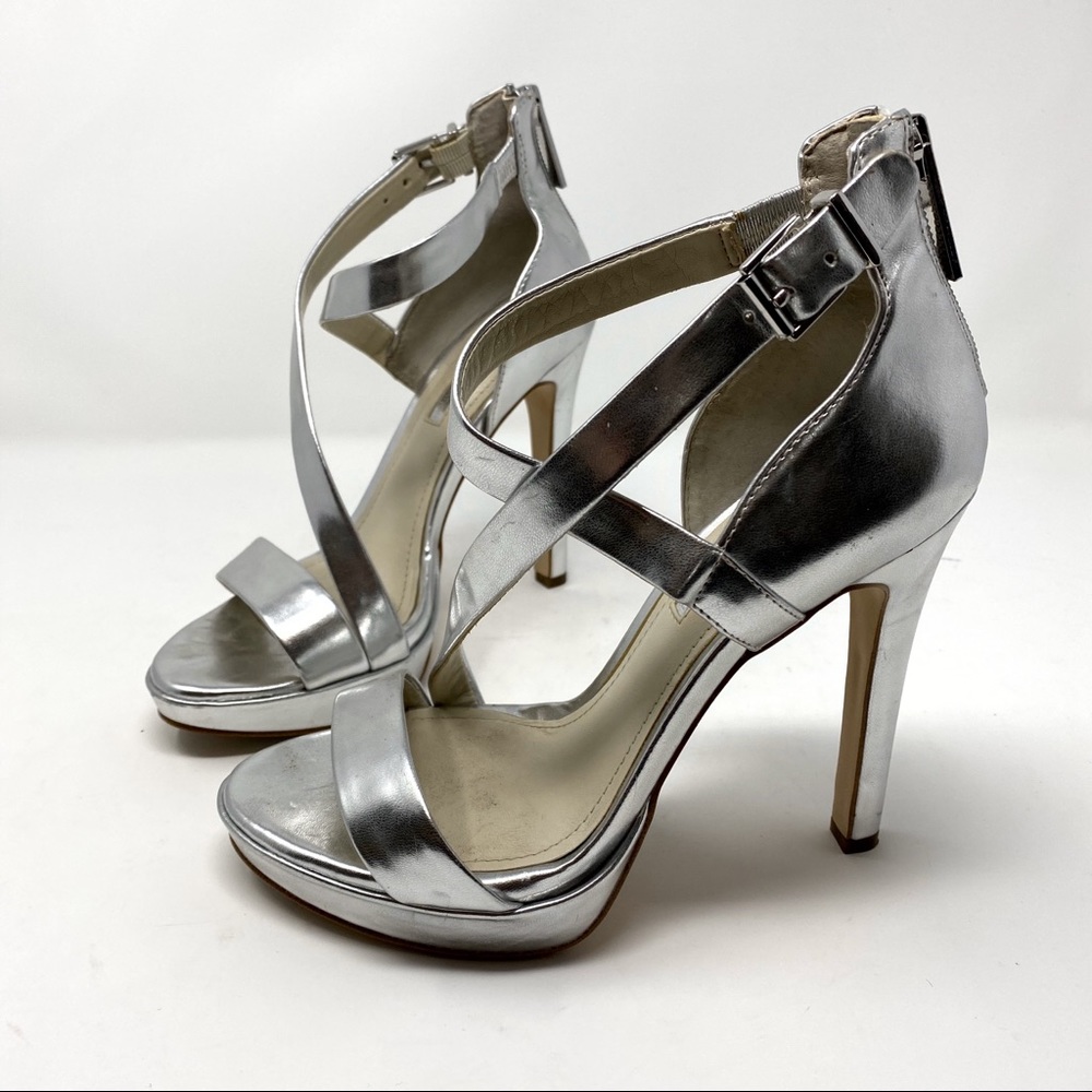 🌺BCBG Silver Platform Heels